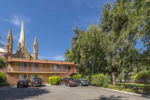 Cathedral Motor Inn - Accommodation Asia 1