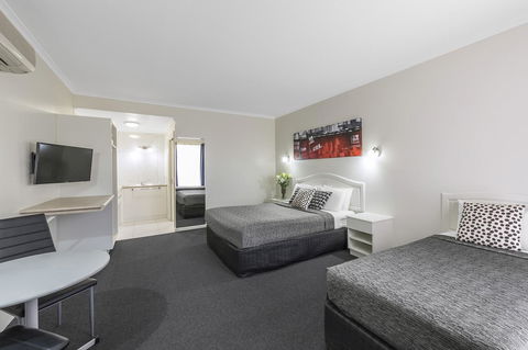 Cathedral Motor Inn - Accommodation Asia 16