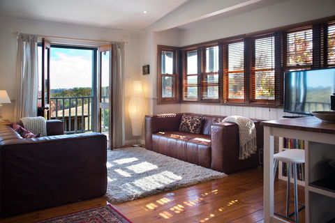 Cabrito - Accommodation Asia 6