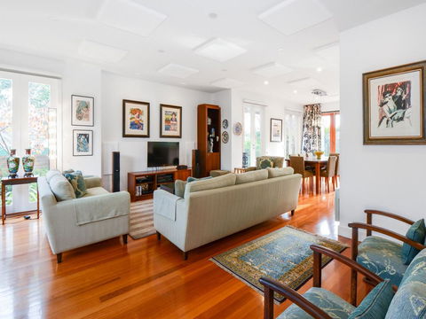 Boutique Stays - Maple On Kent - Accommodation Guide 2