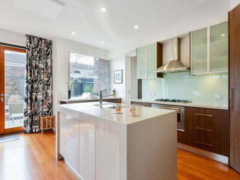 Boutique Stays - Maple On Kent - Accommodation Guide 4