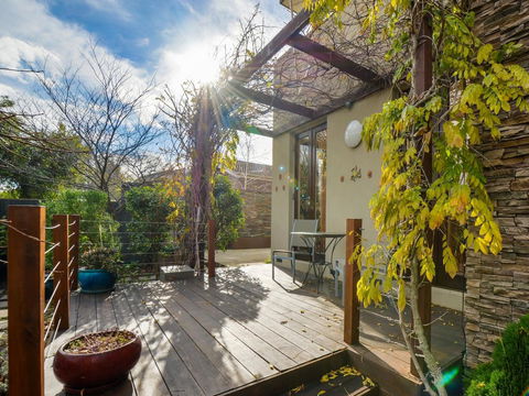 Boutique Stays - Maple On Kent - Accommodation Guide 24