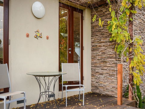 Boutique Stays - Maple On Kent - Accommodation Guide 23