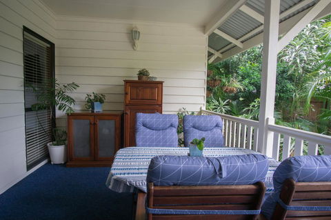 Debbie\'s Place - Accommodation Asia 14