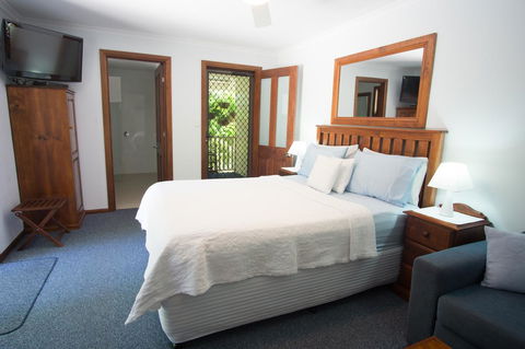Debbie\'s Place - Accommodation Asia 3
