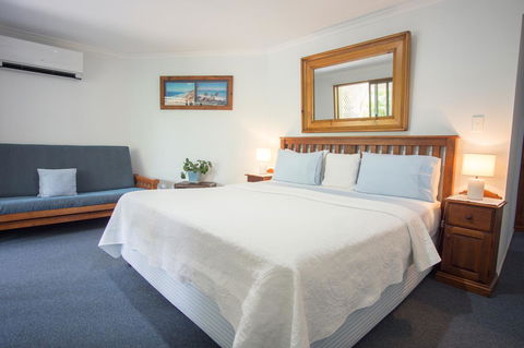 Debbie\'s Place - Accommodation Asia 18