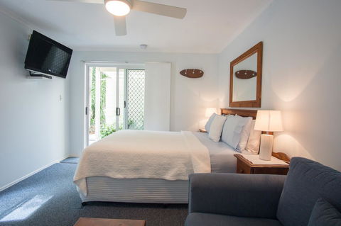 Debbie\'s Place - Accommodation Asia 11