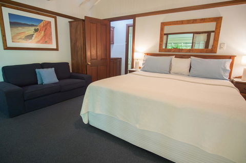Debbie\'s Place - Accommodation Asia 37