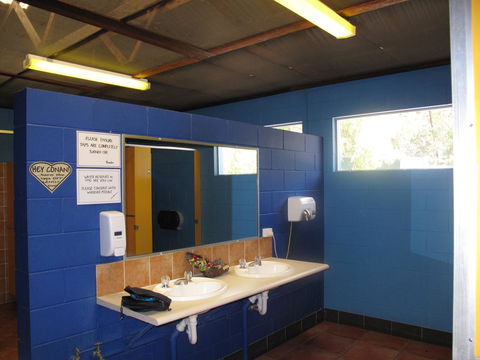 Cool Bananas Backpackers - Accommodation Asia 44