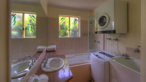 Rainbow Getaway Holiday Apartments - Accommodation Asia 29