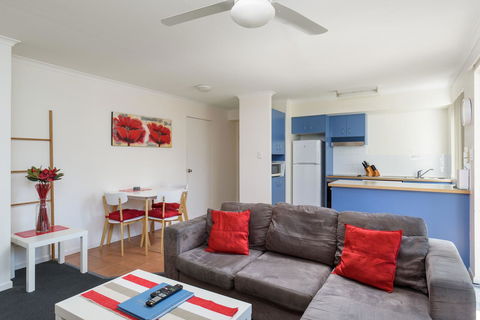 Rainbow Getaway Holiday Apartments - Accommodation Asia 6