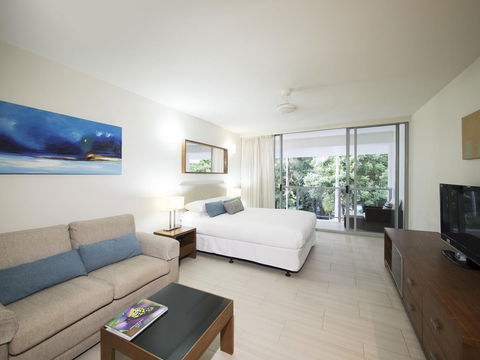Drift Palm Cove - Accommodation China 5