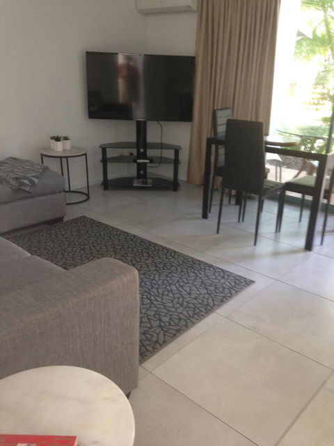 Chez Noosa Resort Motel - Accommodation Asia 6