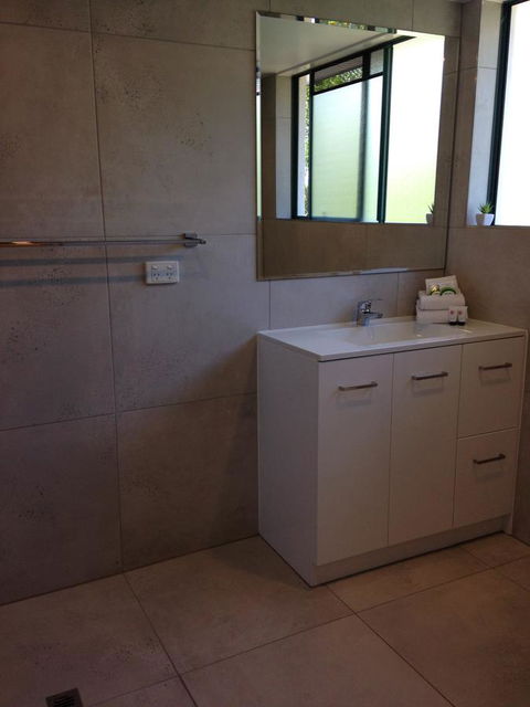 Chez Noosa Resort Motel - Accommodation Asia 11