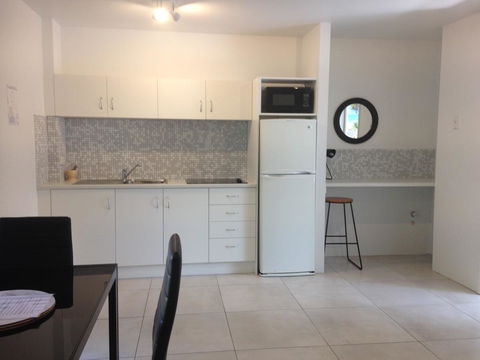 Chez Noosa Resort Motel - Accommodation Asia 5