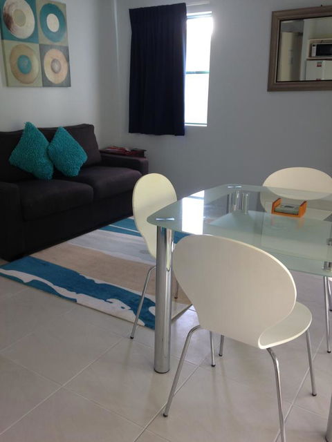Chez Noosa Resort Motel - Accommodation Asia 22