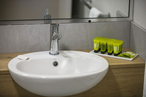 Nightcap At Kawana Waters Hotel - Accommodation China 36