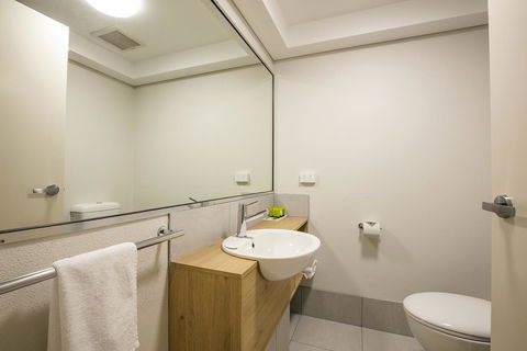 Nightcap At Kawana Waters Hotel - Accommodation China 32