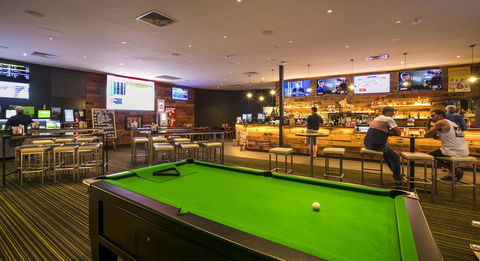 Nightcap At Kawana Waters Hotel - Accommodation China 6