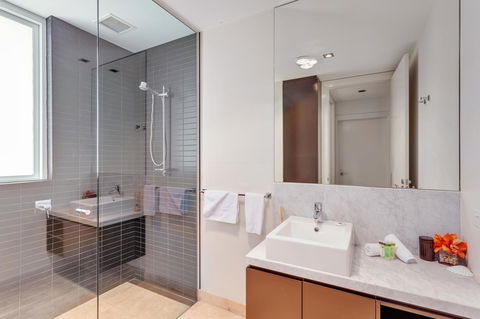 Apartment Dees Retreat - Accommodation Asia 16