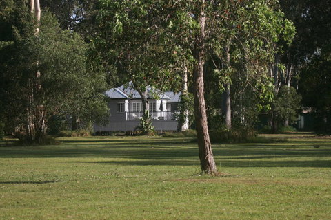 Lake Weyba Noosa Lodge & Kangaroos - Accommodation Asia 30