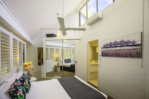 Ocean Breeze Resort - Accommodation Asia 3
