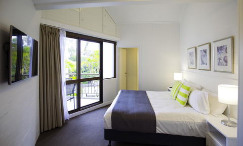Ocean Breeze Resort - Accommodation Asia 30