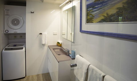 Ocean Breeze Resort - Accommodation Asia 17