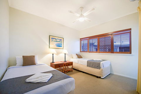 Whale Watch Ocean Beach Resort - Accommodation Asia 11