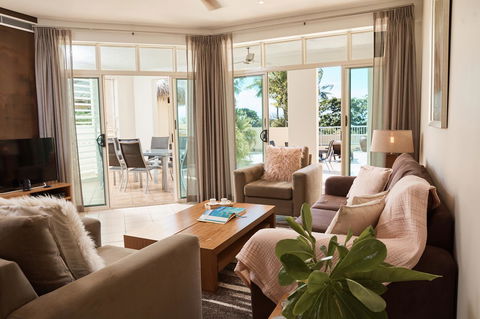 Sea Change Beachfront Apartments - Accommodation China 5