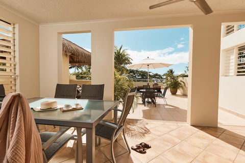 Sea Change Beachfront Apartments - Accommodation China 10