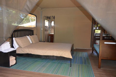 Castaways Moreton Island - Accommodation Asia 5