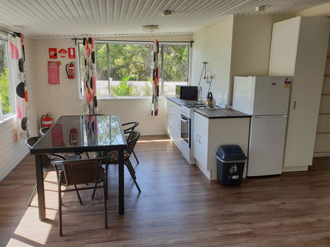 Castaways Moreton Island - Accommodation Asia 16