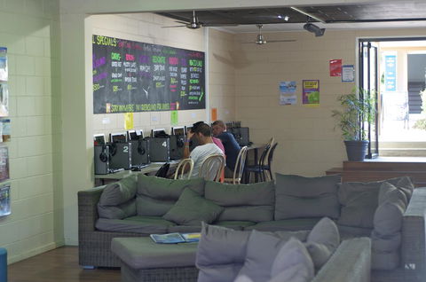 Nomads Airlie Beach - Accommodation Asia 25