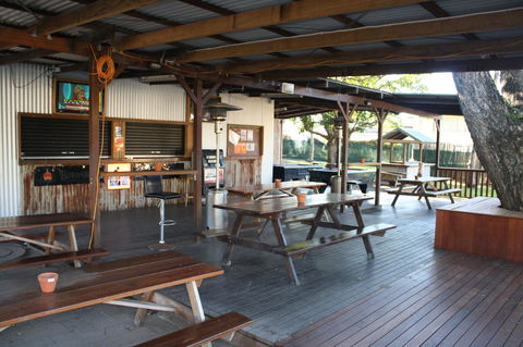 Nomads Airlie Beach - Accommodation Asia 2