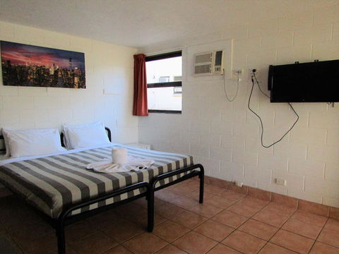 Nomads Airlie Beach - Accommodation Asia 14