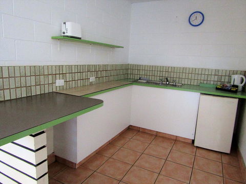 Nomads Airlie Beach - Accommodation Asia 32