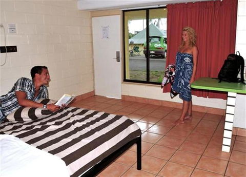 Nomads Airlie Beach - Accommodation Asia 5