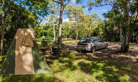 Nomads Airlie Beach - Accommodation Asia 40