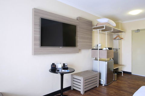 Mantra Club Croc - Accommodation Asia 11