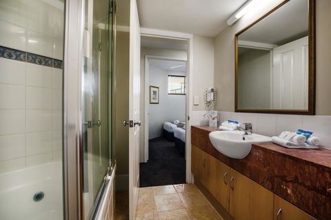 Landmark Resort - Accommodation China 28