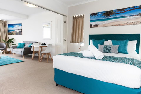Ocean Views Resort Caloundra - Accommodation China 34