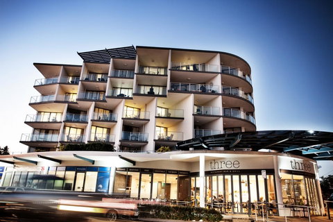 Ocean Views Resort Caloundra - Accommodation China 1