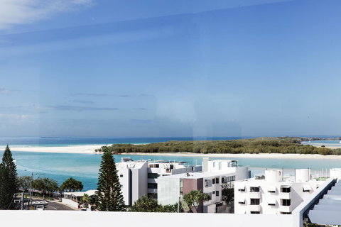 Ocean Views Resort Caloundra - Accommodation China 8