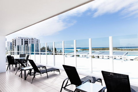 Ocean Views Resort Caloundra - Accommodation China 9