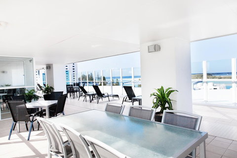 Ocean Views Resort Caloundra - Accommodation China 10