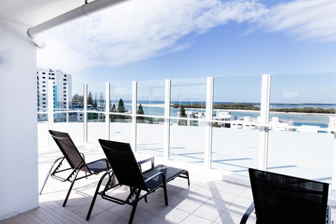 Ocean Views Resort Caloundra - Accommodation China 6