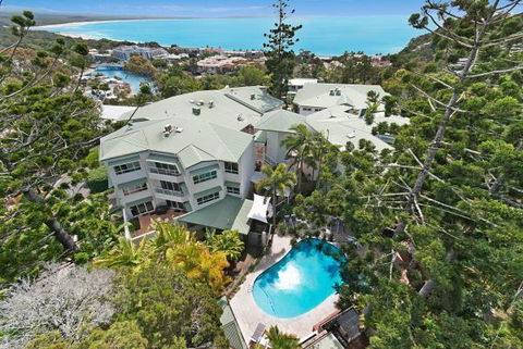 The Lookout Resort Noosa - Accommodation Asia 0