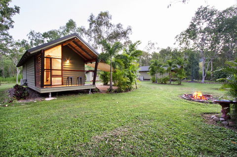 Airlie Beach Eco Cabins - Adults Only - Accommodation Asia 28