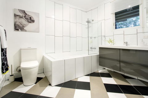 Airlie Beach Eco Cabins - Adults Only - Accommodation Asia 34